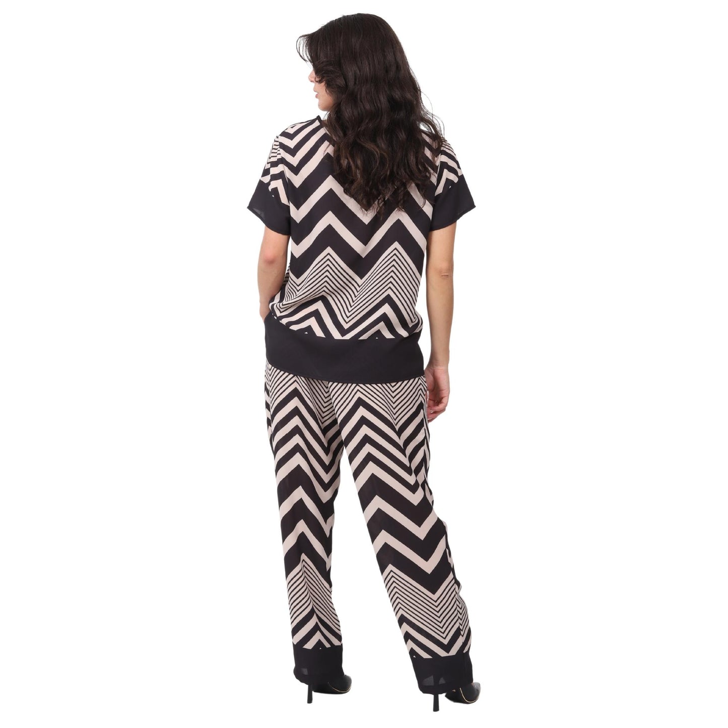 Blusa decote "V" manga curta Chevron
