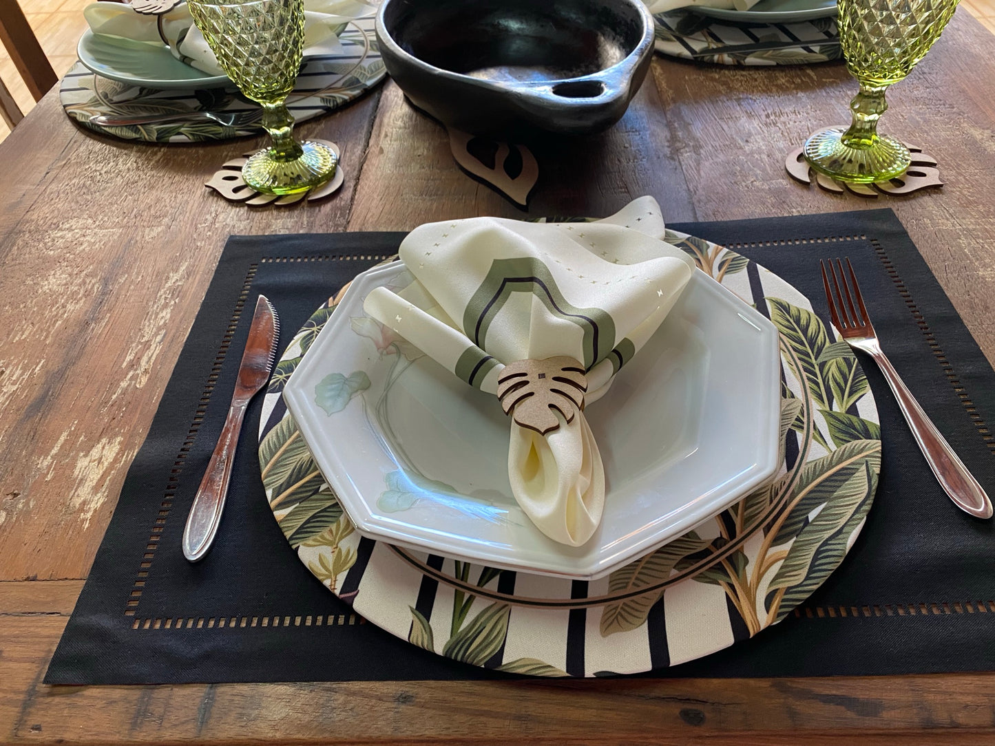 kit de 39 pçs  p/ 6 lugares lugares mesa posta estampa Folhagens com corte a laser