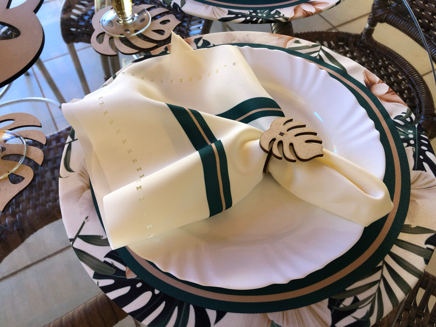 kit de 31 pçs  p/ 6 lugares lugares mesa posta estampa Costela de Adão com corte a laser