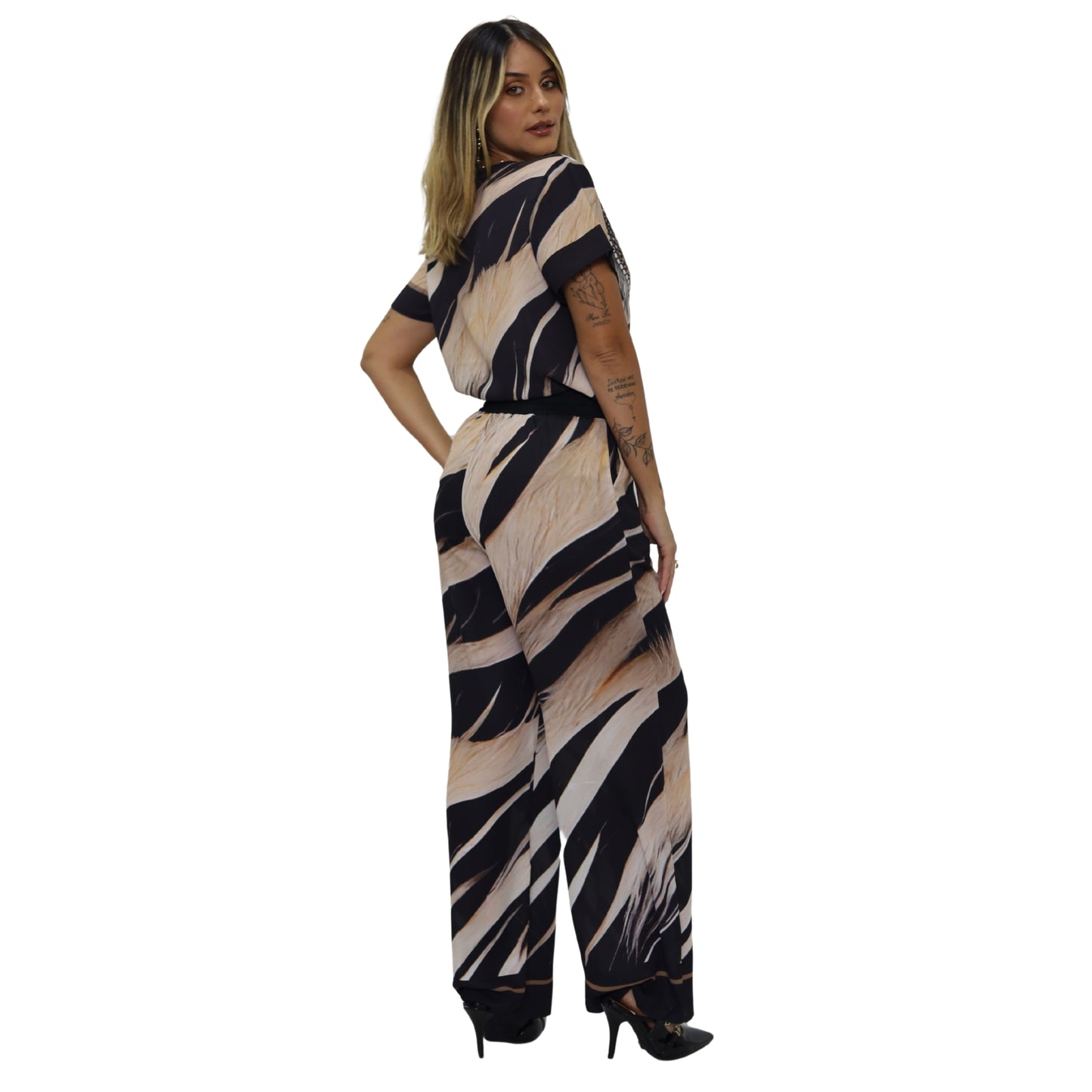 Conjunto Blusa e Pantalona BIXUGRILLO estampada Olho