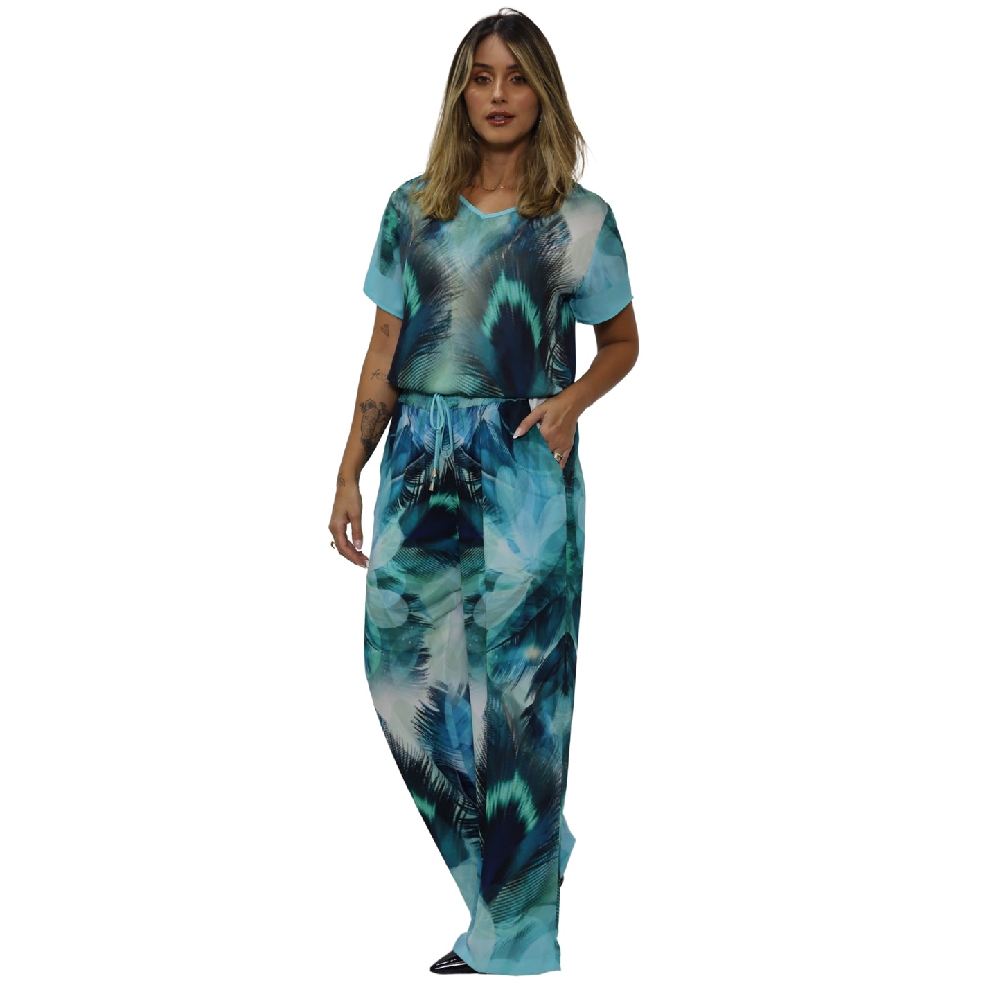 Conjunto Blusa e Pantalona BIXUGRILLO estampada Penas Azuis