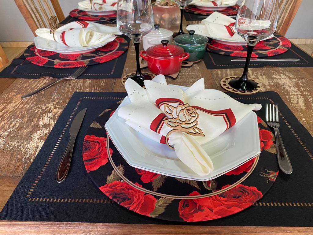 kit de 38 pçs  p/ 6 lugares lugares mesa posta estampa Rosas Vermelhas com corte a laser